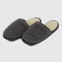 Indlæs billede til gallerivisning Hjemmesko i 100 % merinould, med øko-lædersål, grafit