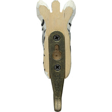 Indlæs billede til gallerivisning Krog med naturtro ZEBRA, dekorative dyr i håndsnittet træ fra Wildlife Garden