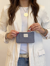 Indlæs billede til gallerivisning Kosmetik pung, blåstribet