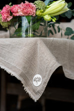 Indlæs billede til gallerivisning Dugholdere i stål med sød magurit fra Wildlife Garden