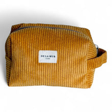 Indlæs billede til gallerivisning Toilettaske i gul fløjl

