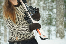 Indlæs billede til gallerivisning Uldluffer, dame, brun i færøsk uld fra Sirri
