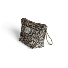 Indlæs billede til gallerivisning Toilettaske med blomsterprint
