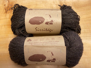 Uldgarn 3-trådet i færøsk uld fra Sirri, naturlig mørkebrun