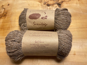Uldgarn 3-trådet i færøsk uld fra Sirri, naturlig lysebrun