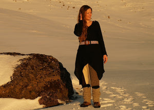 Uldcardigan, lang asymmetrisk, Færøsk uld - sort